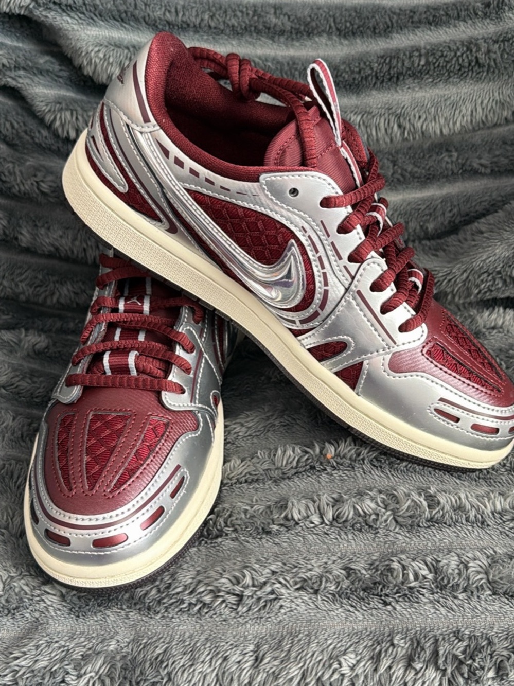 Women’s Air Jordan 1 MM Low V3 size 8